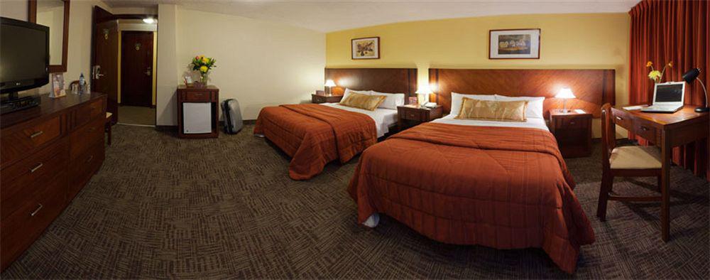 Hotel Fenix 3*